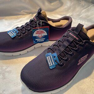 Sketcher NWT Sheer Classic Sneakers - 11W